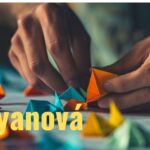 cyanová