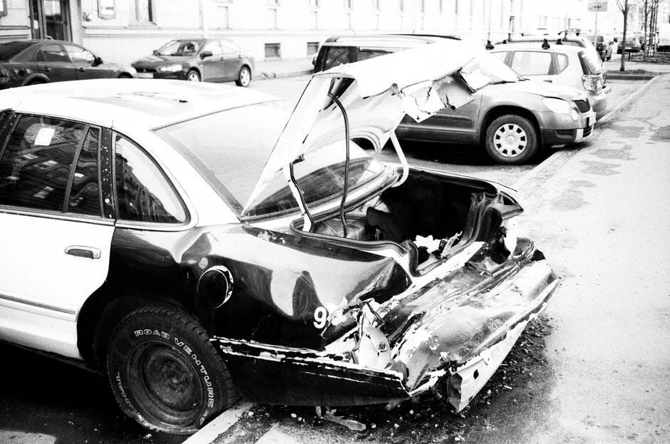 How an Auto Lawyer Can Help You After a Car Accident