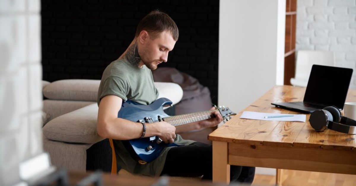 GUITAR MADE EASY