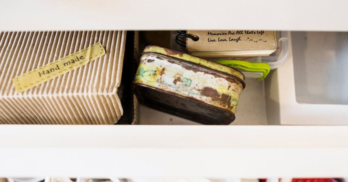 PLASTIC STORAGE