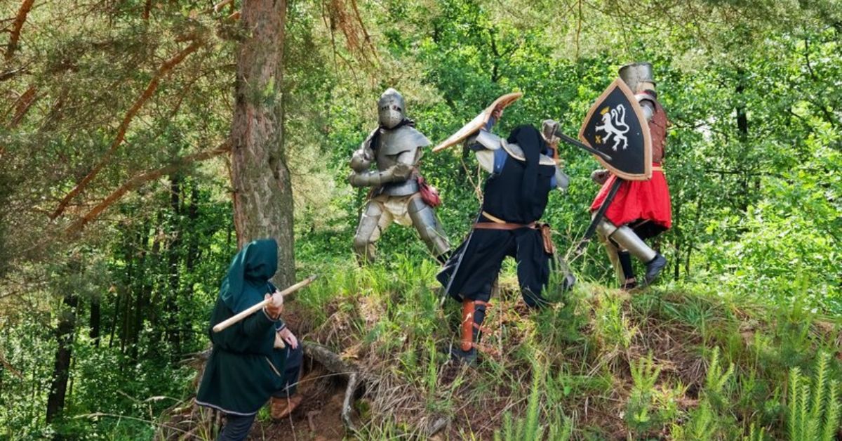 MEDIEVAL SURVIVAL GAMES