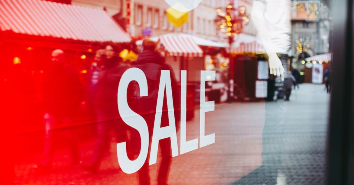 10 Compelling Reasons to Get a Degree in Marketing