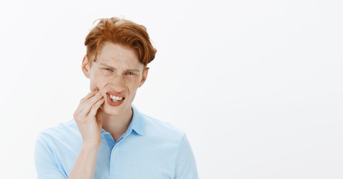 4 Ways Crooked Bottom Teeth Can Affect Your Oral Health