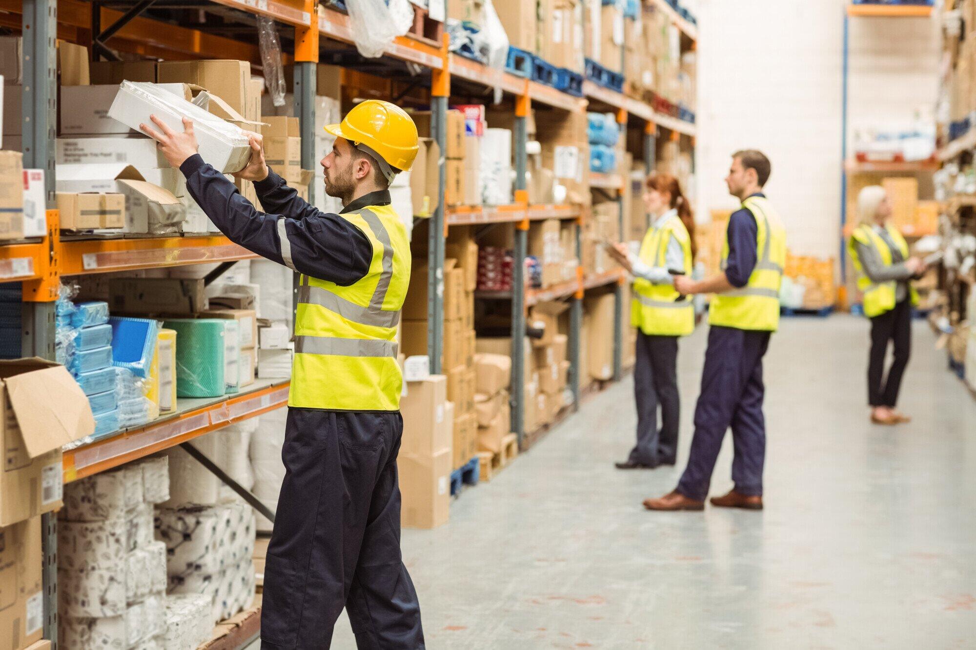 How Software Solutions Can Optimize 3PL Retail Warehouse Efficiency