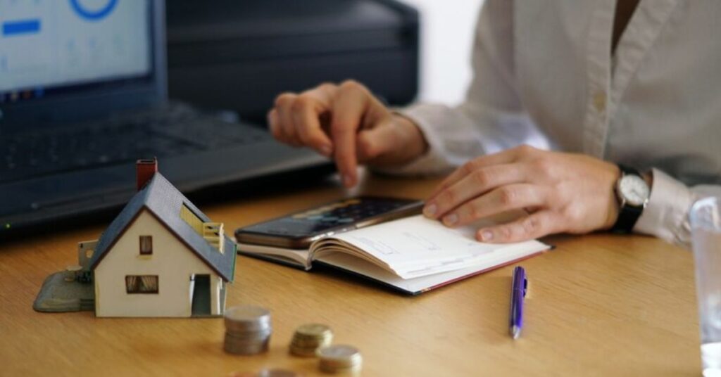 HOUSE PRICING STRATEGIES