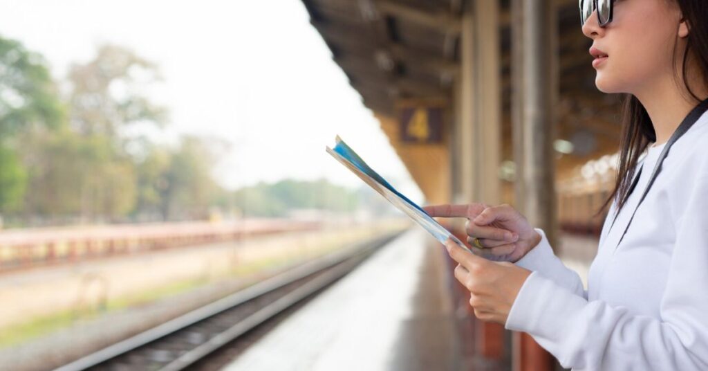 SMART TIPS FOR TRAIN TRAVEL