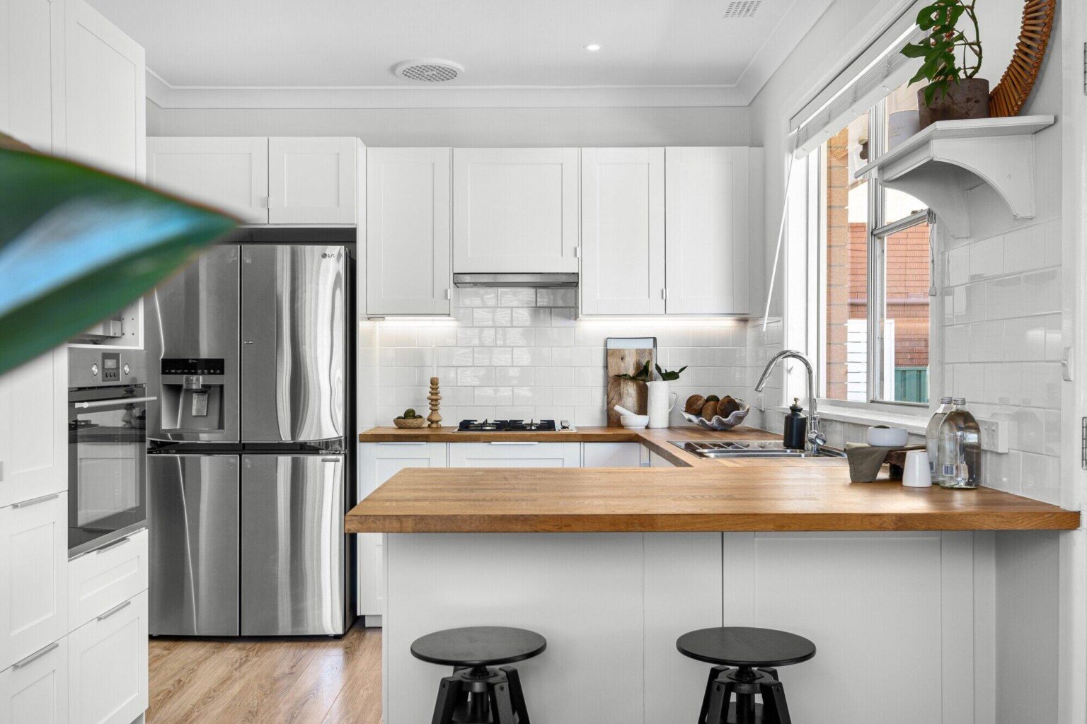 Stunning Urban Sustainable Living Apartment image
