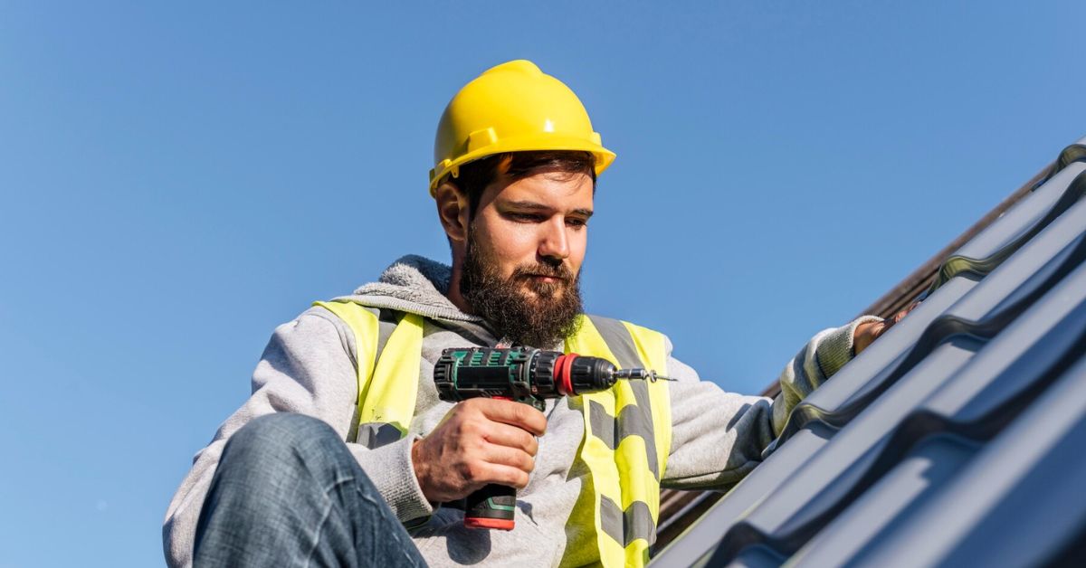 Essential Questions to Ask Before Hiring a Roofer in Moline