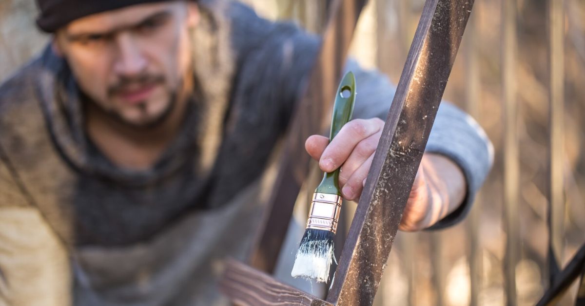 RIGHT FENCING CONTRACTOR