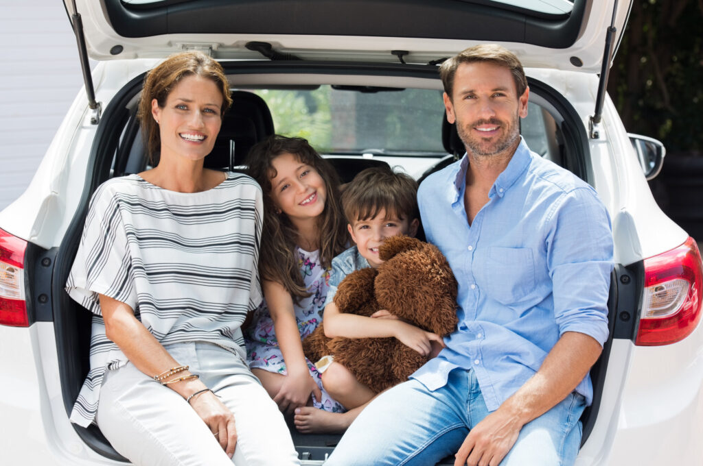 This blog highlights the key features family renters should prioritize when searching for their next apartment. Find tips for a comfortable, convenient home.