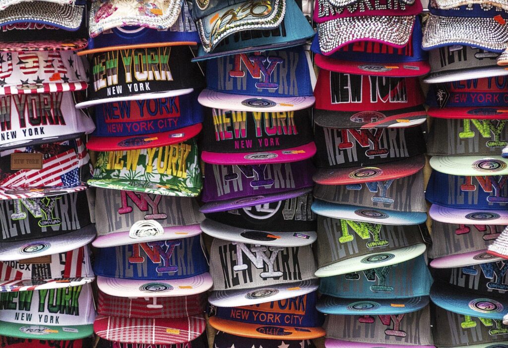 How to Choose the Perfect University Cap
