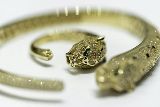 men's gold ring