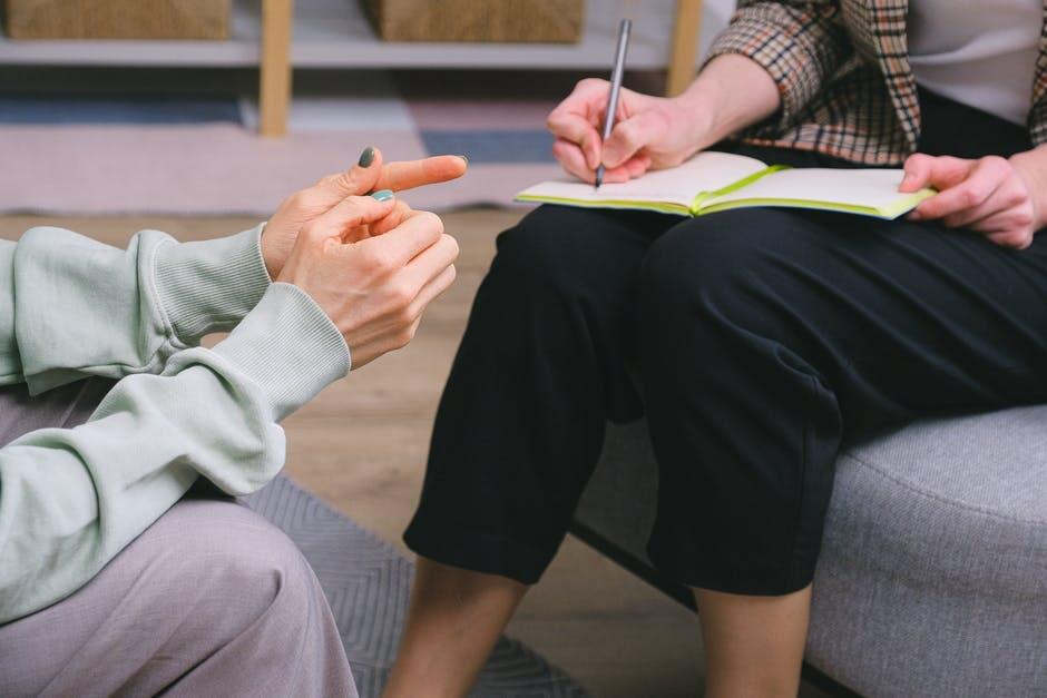 What to Look for in a Therapist: Care, Trust, and Expertise