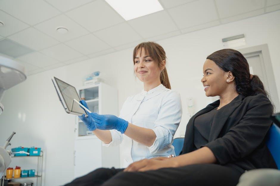 Top 6 Tips for Maintaining a Healthy Lifestyle with Oral Hygiene
