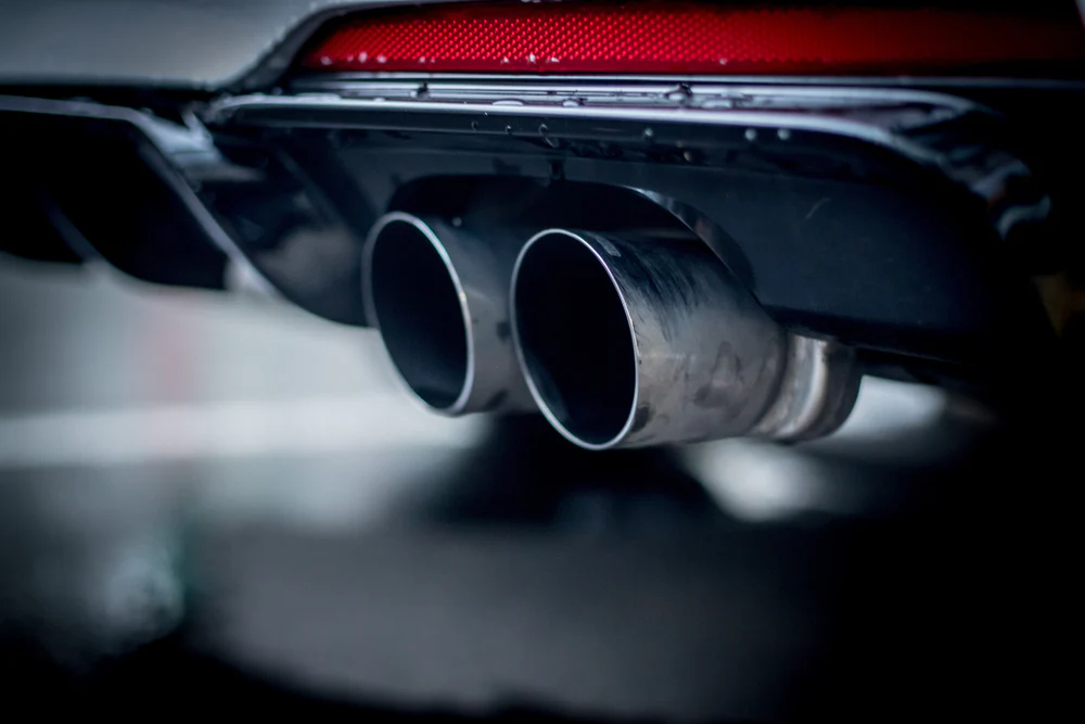 The connection between the catalytic converter and the exhaust system soundproofing: unexpected aspects