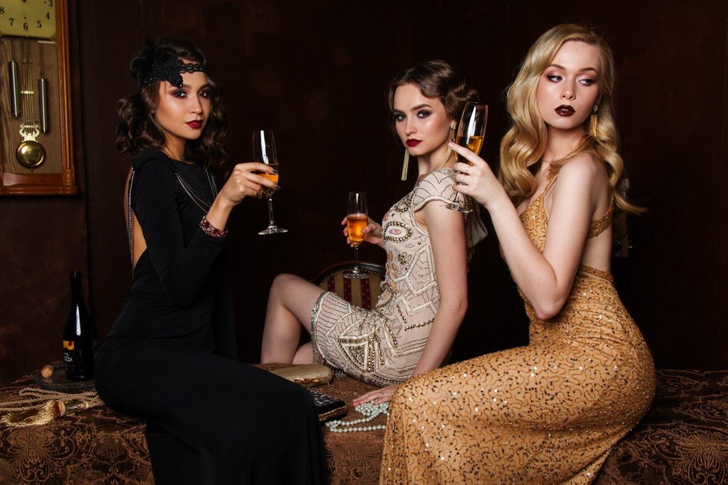 Vintage Dress Collection: Unique Looks with Lasting Charm