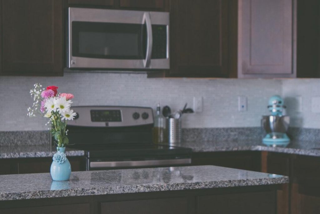 Essential Considerations for Incorporating Granite into Your Kitchen