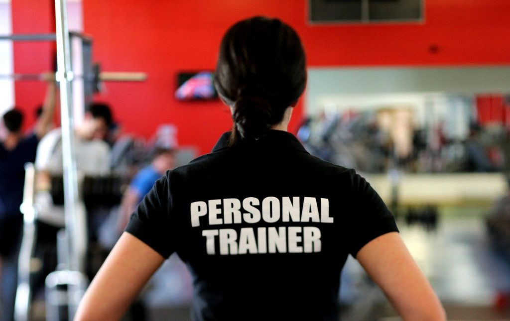 How to Start Your Trainer Career and Stand Out in Fitness Industry