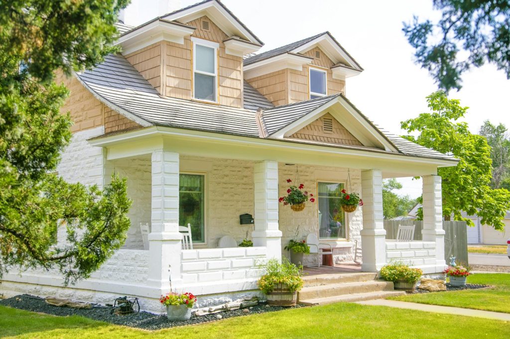 Is a Cash Home Buyer Right for You? Key Things to Know