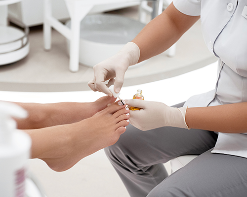 Russian Manicure and Smart Pedicure in Austin. Long-Lasting E-file Nail Care