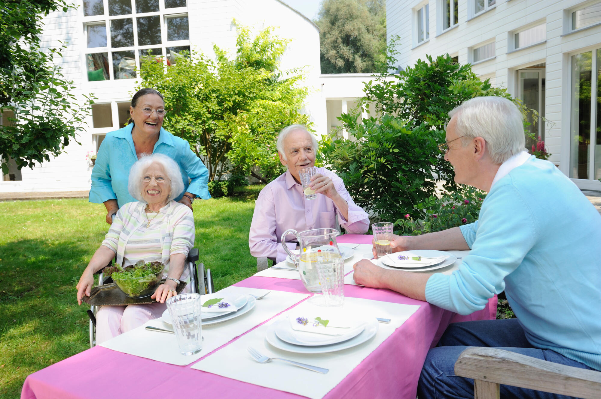 What Modern Senior Living Communities Offer Today
