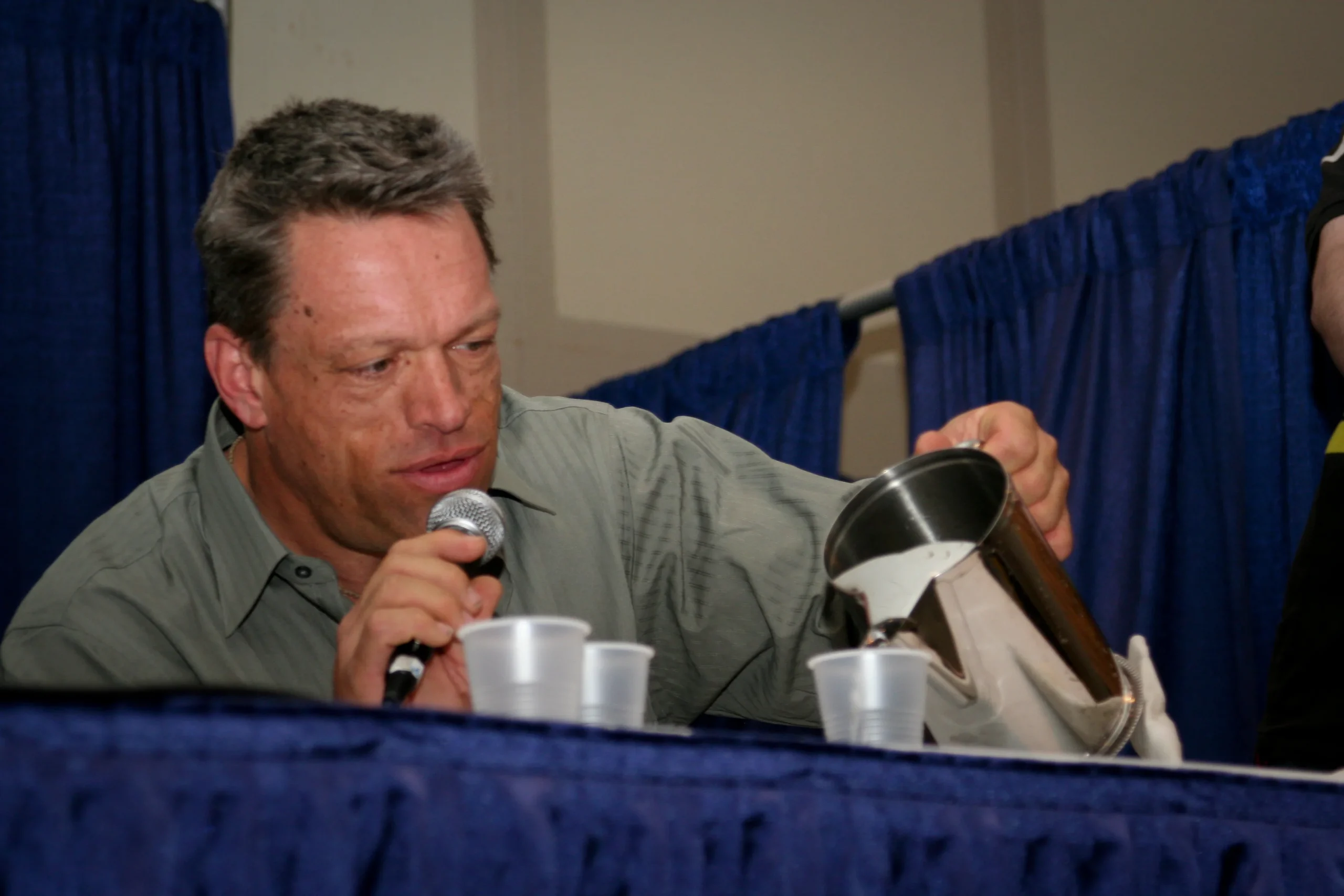 Brian Thompson Net Worth