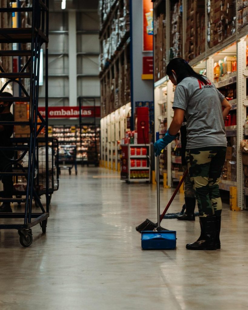 Comprehensive Cleaning Services to Maintain Warehouse Hygiene