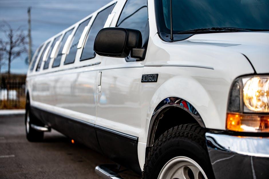 Beyond the Ride: Why a Professional Limo Service is the Ultimate Urban Travel Hack