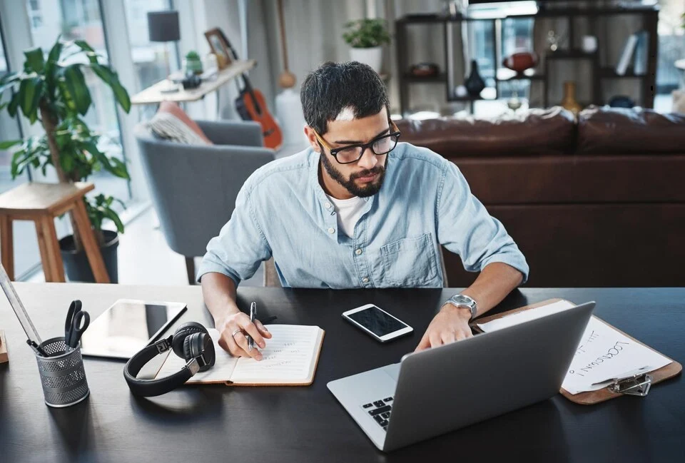 Beginner’s Guide to Microtasks: Start Earning with RapidWorkers