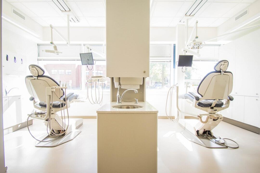 Key Considerations for Transitioning Out of Your Dental Practice
