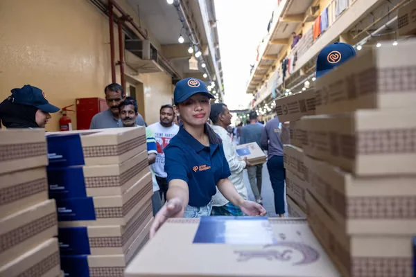 wholesale hat shipping system